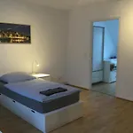 Am Uniklinik Apartamento Lubeca