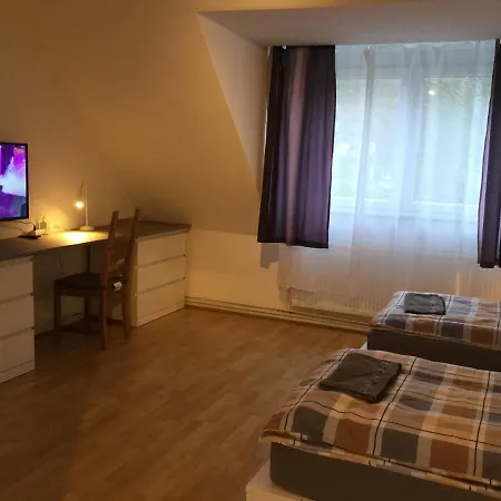 Am Uniklinik Apartamento Lubeca
